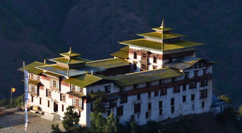 Bhutan Tashigang Dzong nasıl bir yer